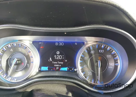 2016 Chrysler 300 Anniversary Edition z USA, uszkodzony, nr VIN 2C3CCAAG2GH208123